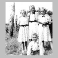 105-0203 Tapiau - Die Geschwister Paulat Horst, Hanna, Elsa und Liselotte.jpg